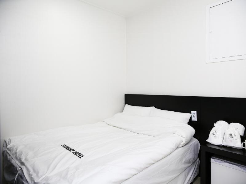 Korea Guesthouse Gumi Екстер'єр фото