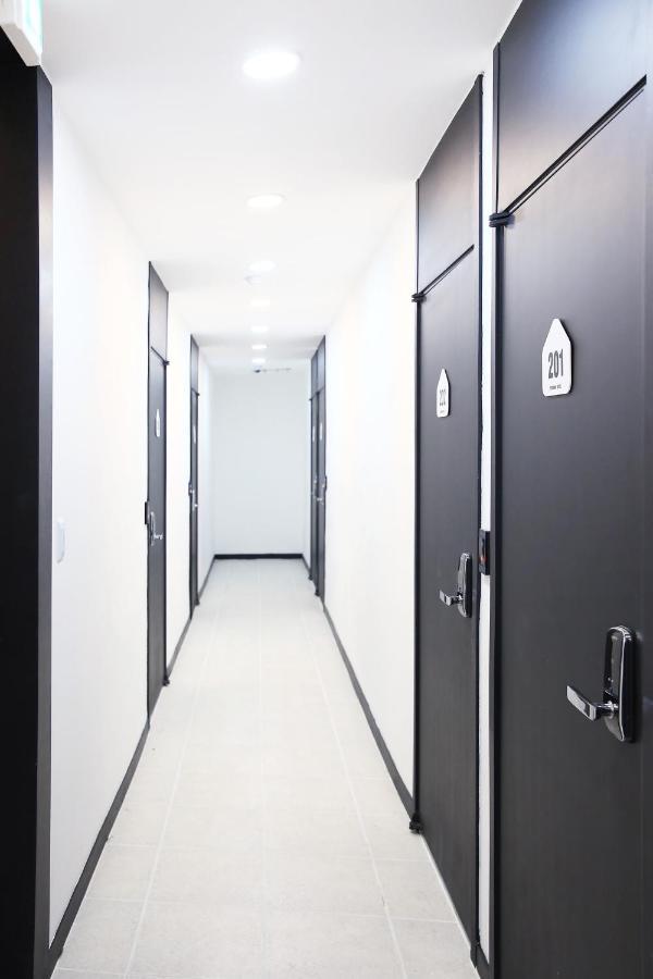 Korea Guesthouse Gumi Екстер'єр фото